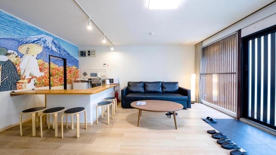 The road to Mt.Fuji The road to Mt.Fuji