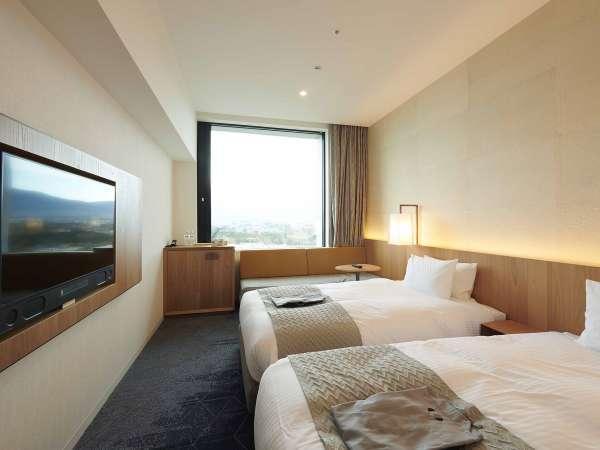 HOTEL CLAD  HOTEL CLAD 