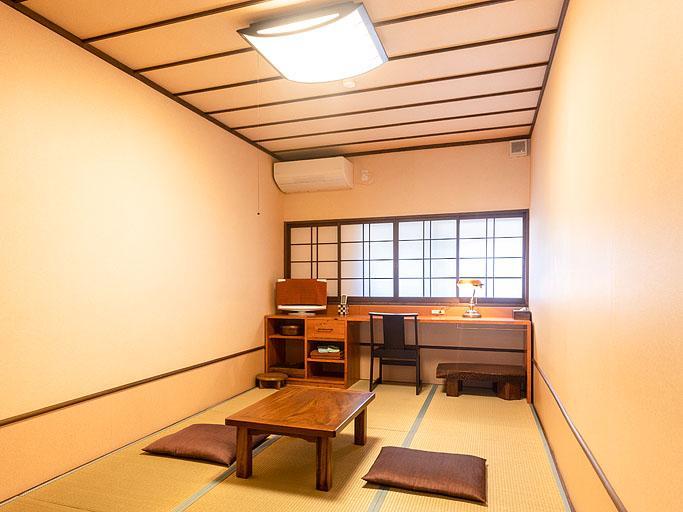 深山荘 深山荘