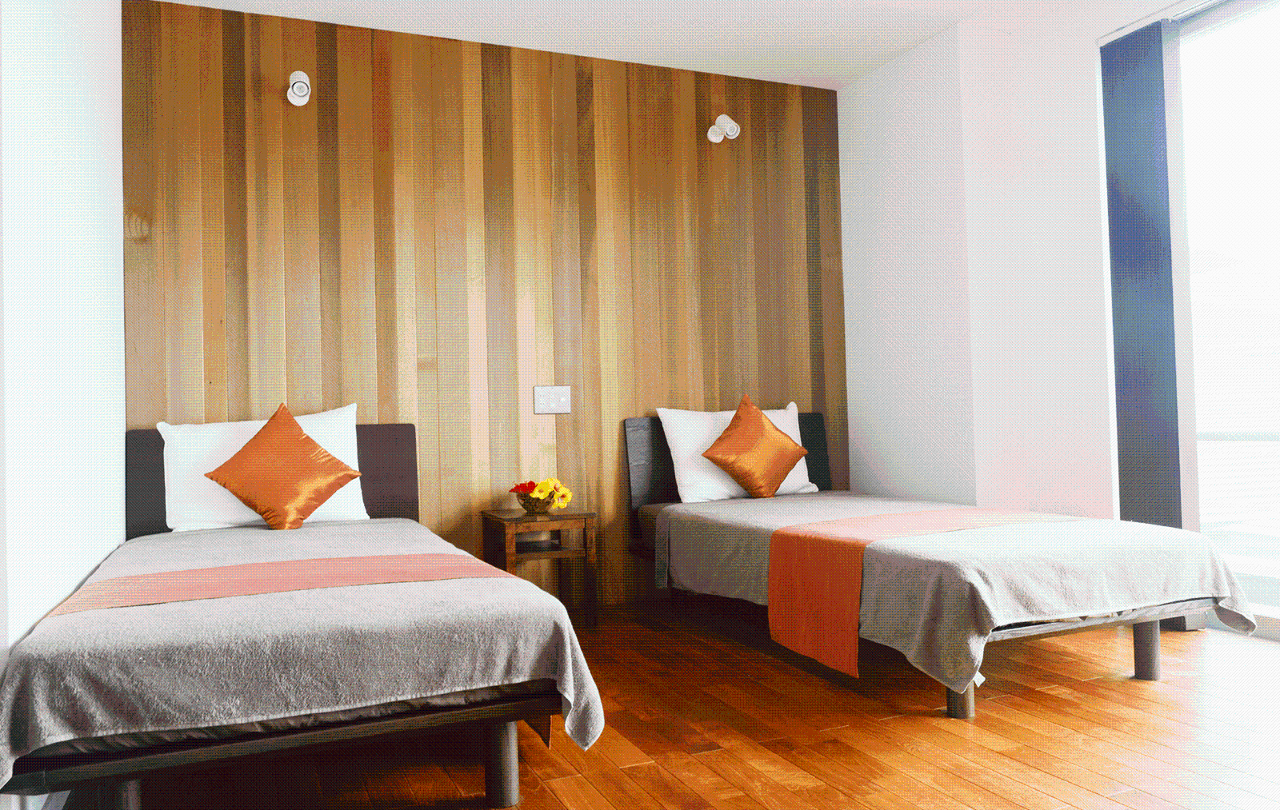 ウエストアネックス ウエストアネックス