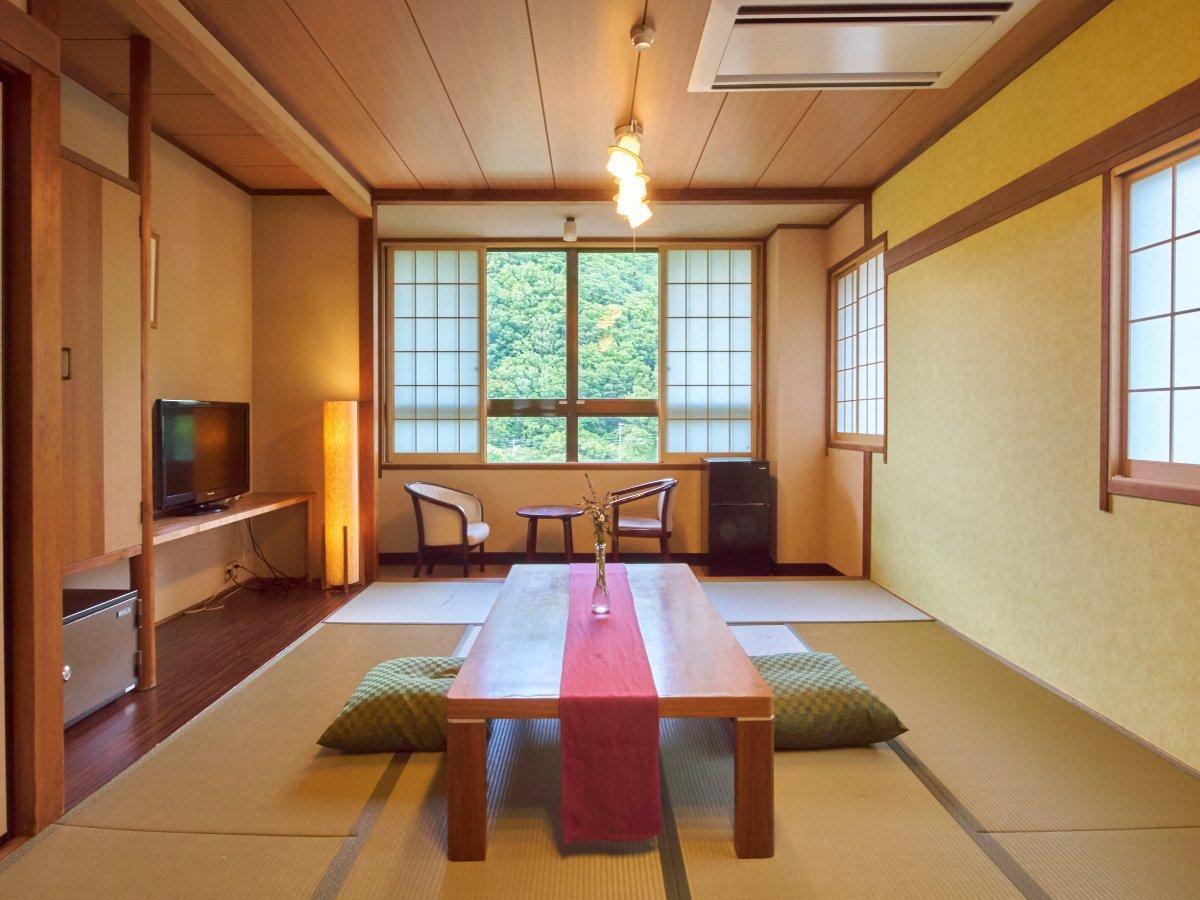 ゆとりろ磐梯熱海（旧 清稜山倶楽部） ゆとりろ磐梯熱海（旧 清稜山倶楽部）