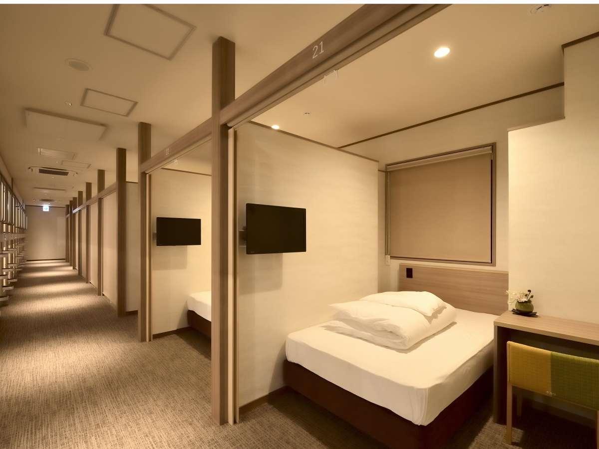 キャビン＆カプセルホテル J-SHIP大阪難波 キャビン＆カプセルホテル J-SHIP大阪難波